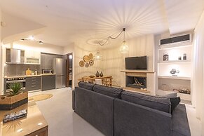 2B Luxurious Villa Io, With Private Pool And Stunningt Sea Views