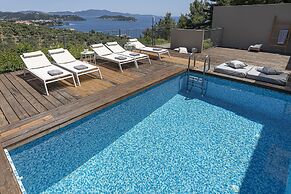 Superior Villa Cassiope With 3br, Private Pool And Stunning Sea Views