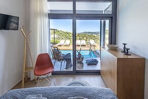 Superior 3-bedroom Villa Cassiope With Private Pool and Breathtaking S