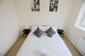 Easy Travel Luxury NEC Airport