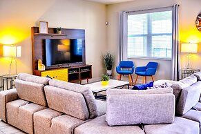 Brand New Champions Gate Resort, Game Room, Near Attractions!!