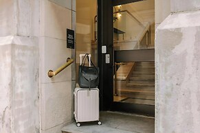 Sonder by Marriott Bonvoy Le Victoria Apartments Old Montreal