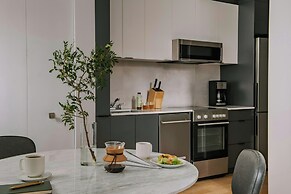 Sonder by Marriott Bonvoy Le Victoria Apartments Old Montreal