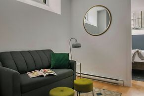 Sonder by Marriott Bonvoy Le Victoria Apartments Old Montreal