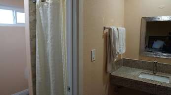 Holly Crest Hotel - Los Angeles, LAX Airport