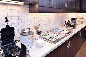 Residence Inn by Marriott Bakersfield West