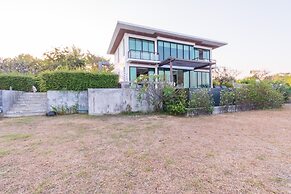 Beach Front 4 Bedroom Pool Villa RV