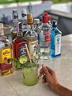 The Swell - Hostel - Adults Only