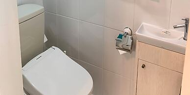 WARAYUN SO Port city May