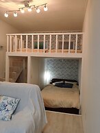 WARAYUN SO Port city May