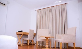 Rosemary Courts Hotel