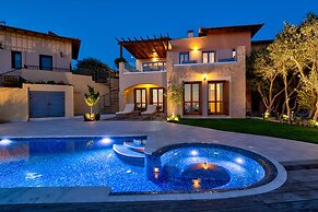 Junior Villa AZ02 - Lania