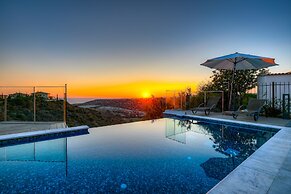 Junior Villa AZ02 - Lania