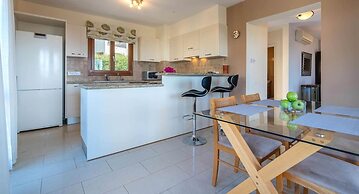 Junior Villa AZ02 - Lania