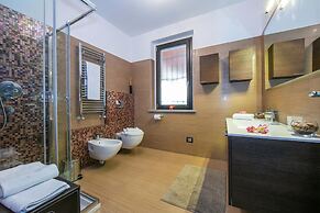 Villa Laura Private Pool and Garden