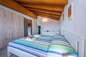Villa Laura Private Pool and Garden