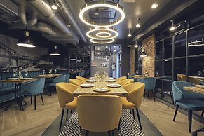 The Bridge Suites Hotel