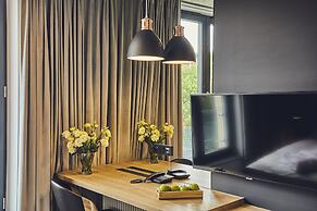 The Bridge Suites Hotel