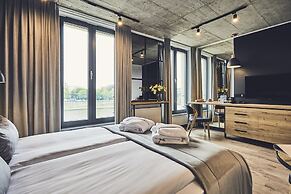 The Bridge Suites Hotel