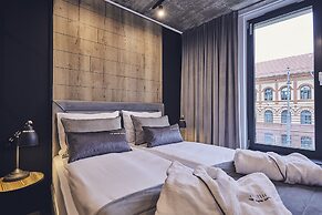 The Bridge Suites Hotel