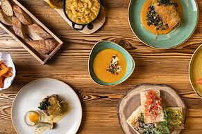 The Bridge Suites Hotel