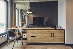 The Bridge Suites Hotel