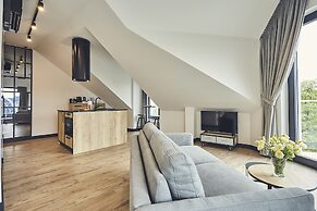 The Bridge Suites Hotel