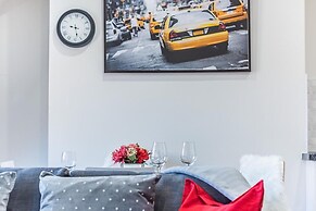 Luxurious Modern One Bedroom Apartment