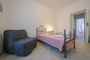 Casa Al Caprifoglio 600 Mt From Beach