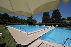 Casa Lavanda Pool, Tennis