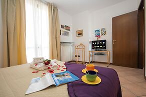 Casa Margherita Luino Hillside