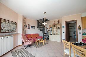 Casa Margherita Luino Hillside