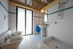 La Casa nel Borgo Lake View