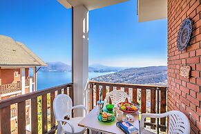 Nicoletta's Lake View Stresa