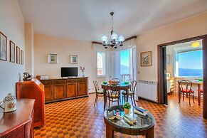 Nicoletta's Lake View Stresa