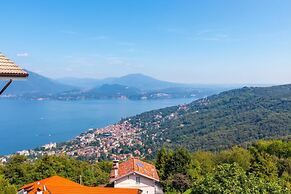 Nicoletta's Lake View Stresa