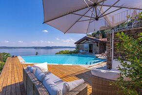 Paradis Relais Infinity Pool View