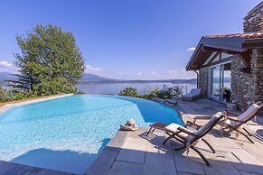 Paradis Relais Infinity Pool View