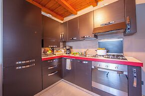 Relax al Moro Apt with Pool