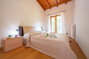 Relax al Moro Apt with Pool