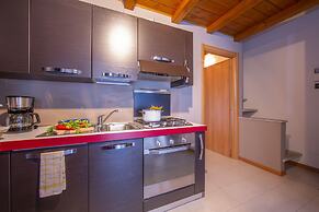 Relax al Moro Apt with Pool