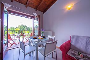 Relax al Moro Apt with Pool