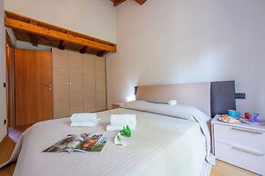 Relax al Moro Apt with Pool