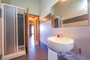 Relax al Moro Apt with Pool