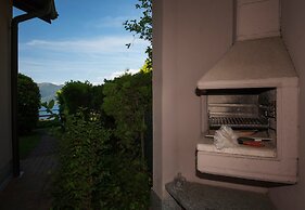 Residenza due Laghi Pool Lake View