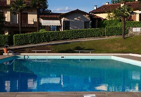 Residenza due Laghi Pool Lake View