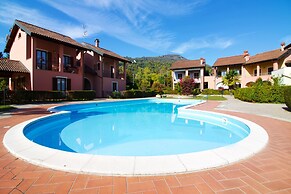 Sunflower Relax Pool and Terrace