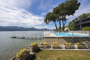 Residenza Ludovica by the lake