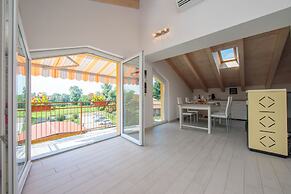 Silver Lake Apartment