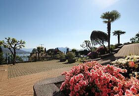 The Cottage on the Lake